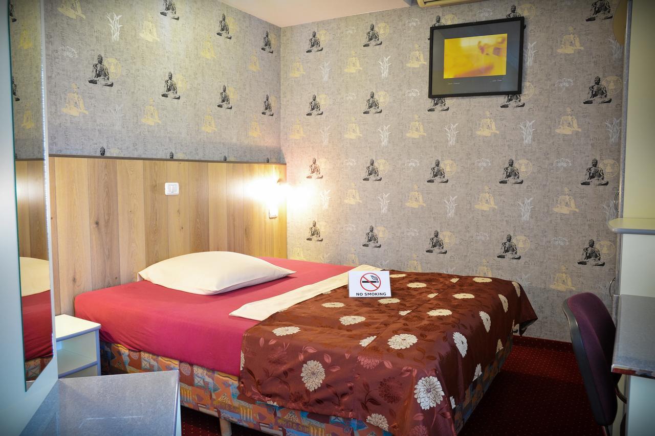 Yellow 3* Timisoara